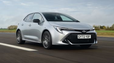 Toyota Corolla - front tracking